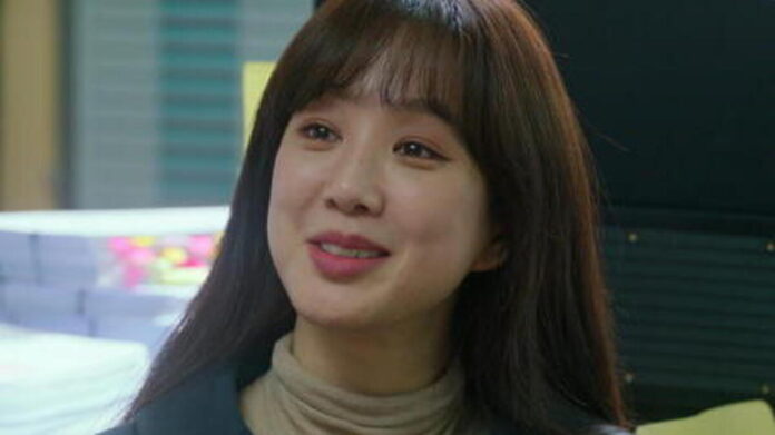 May It Please The Court Episode 1 2 Recap 2022 Jung Ryeo-won as Roh Chak-hee
