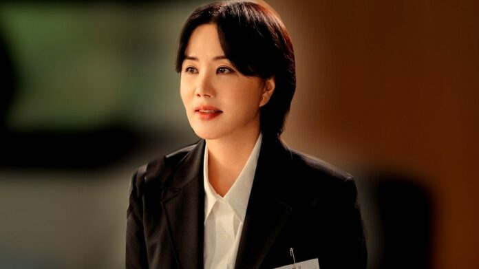 Doctor Cha Season 1 Episodes 1 2 Recap Ending 2023 Uhm Jung-hwa As Cha Jung-sook